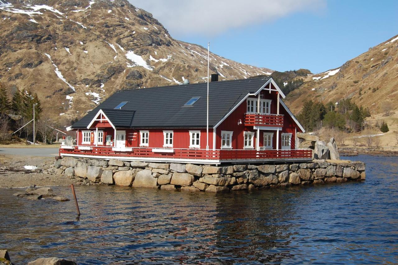 Brustranda Fjordcamping Valberg ภายนอก รูปภาพ