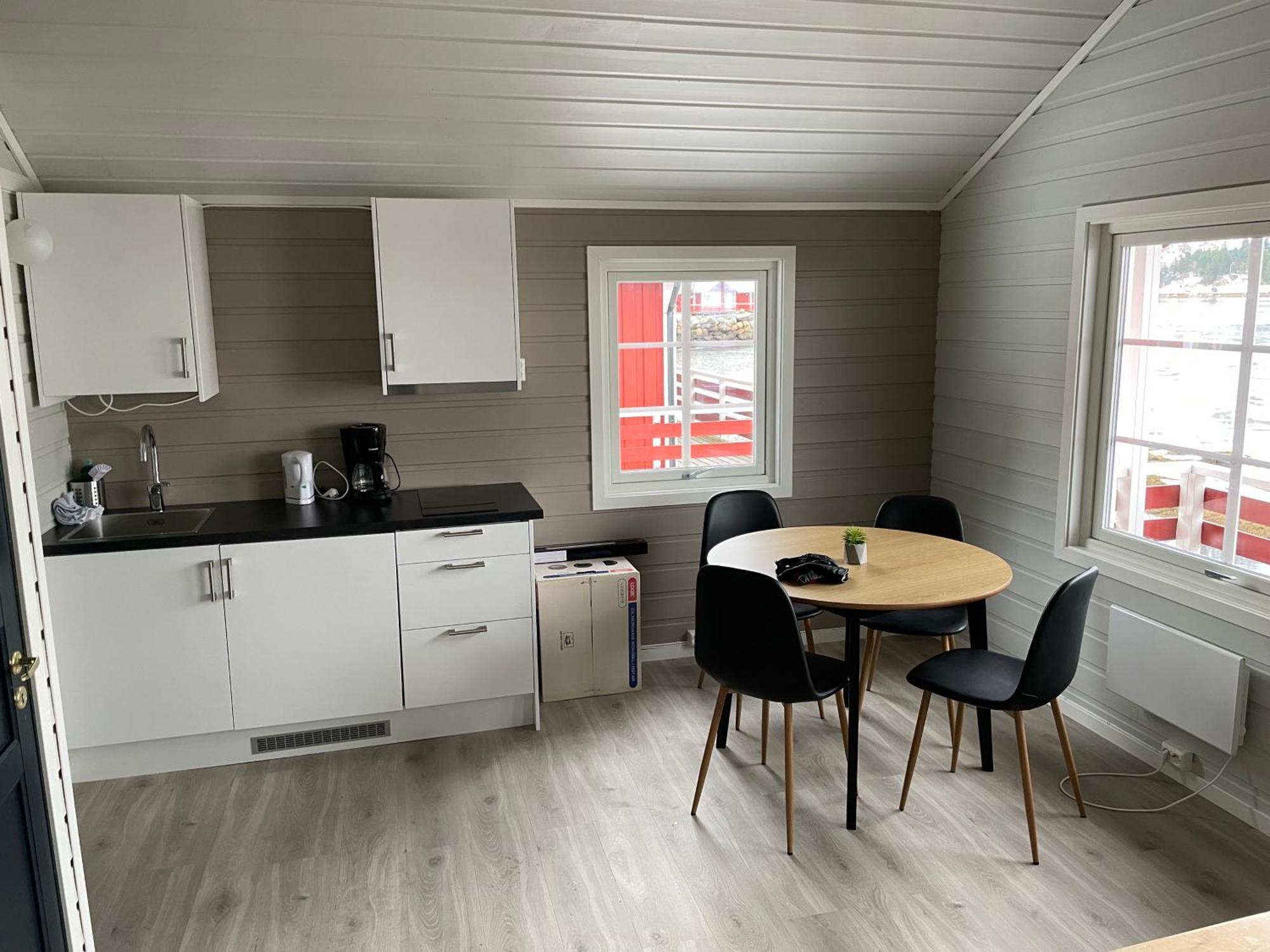 Brustranda Fjordcamping Valberg ภายนอก รูปภาพ